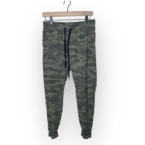 Zyia Camo Unwind Jogger Green Womens Size Small Pants - Picture 1 of 5